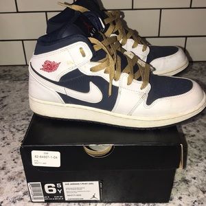 Air Jordan 1 PHAT GS size 6 1/2 youth